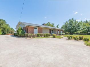 357 Birch Creek Rd, Mc Leansville, NC 27301