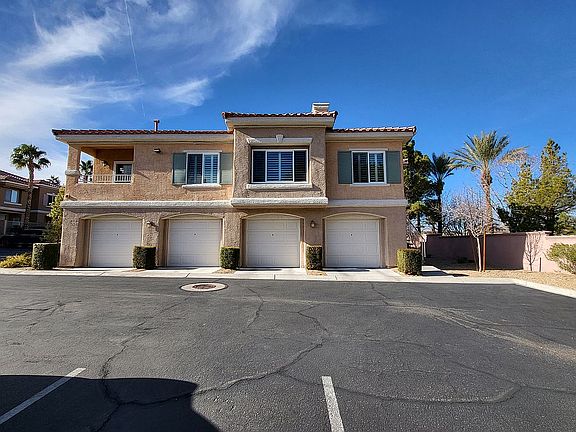 2nd image of 251 S Green Valley Pkwy Unit 2121