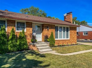 389 Grace Rd, Tecumseh, ON N8N2G6