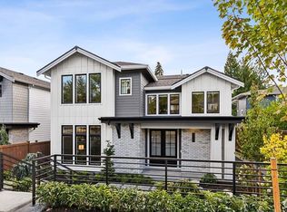 215 8th Ave W #4SK6ES, Kirkland, WA 98033