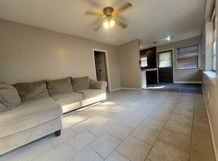 6213 Cavalcade St APT A, Houston, TX 77026