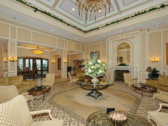 4th image of 54 Sagamore Dr #226