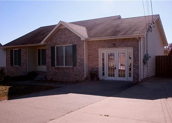3rd image of 316 Broadmore Dr
