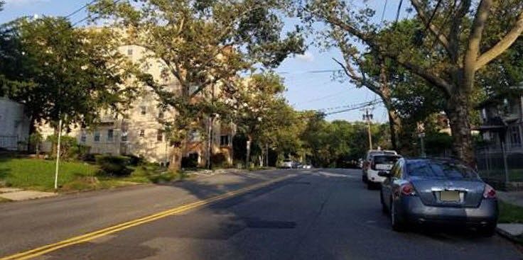 2nd image of 19 Lyons Ave APT 301