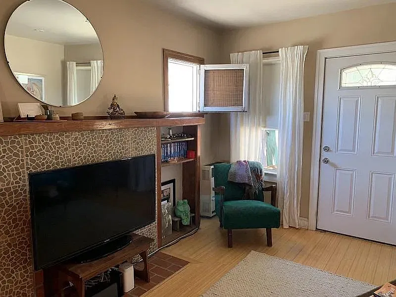 1 bed, 550 sqft, $2,150 — Photo 3