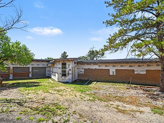 2nd image of 2937 Dean Dr