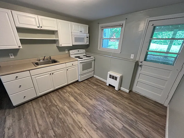 79 Forest St #1 — Photo 1