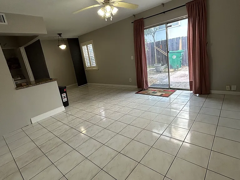 1840 SW 81st Ter #1 — Photo 7