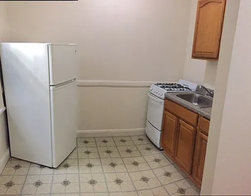 Rented by Smart NY Realty LLC | media 4