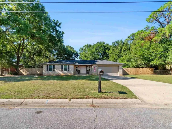 2965 Logan Dr, Pensacola, FL 32503