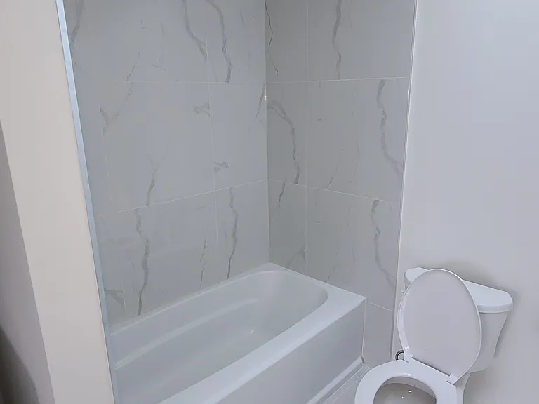 31 Torrens Ave — Photo 15