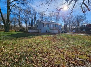 15 Palmer Ln, Plainfield, CT 06374