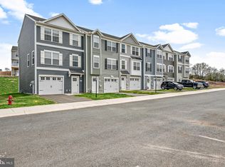 62 Cadbury Dr, Red Lion, PA 17356
