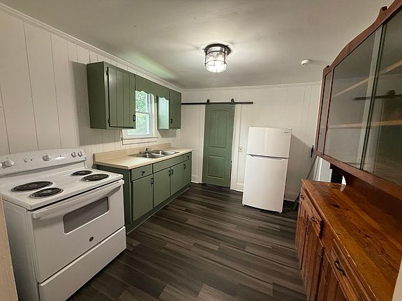 4th image of 5 Lamar St NW