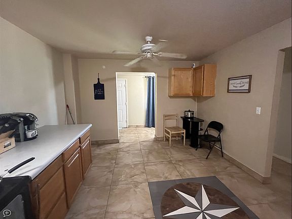 5th image of 5019 S 22nd St Room 3