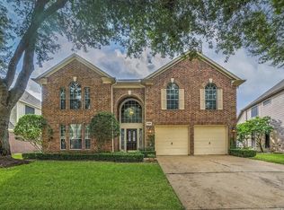 4142 S Webber Dr, Pearland, TX 77584