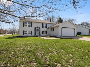 4820 Emerald Ln, Brunswick, OH 44212
