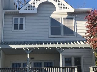 127 Barley Sheaf Dr, East Norriton, PA 19403