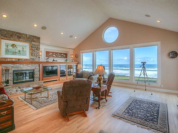 5th image of 12220 NW Ocean Vista Ln