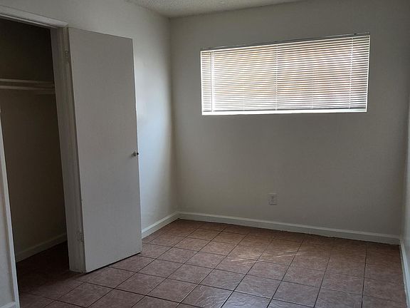 5th image of 4534 Riverview Ave