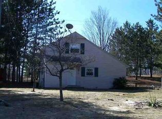 808 E 16 Rd, Mesick, MI 49668