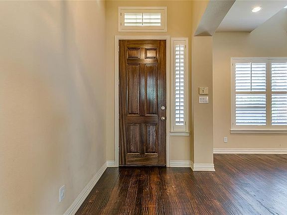 2nd image of 1600 Terrace Dr