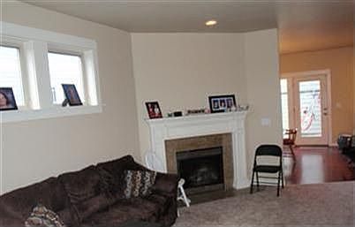 2nd image of 581 N Mountain Ave