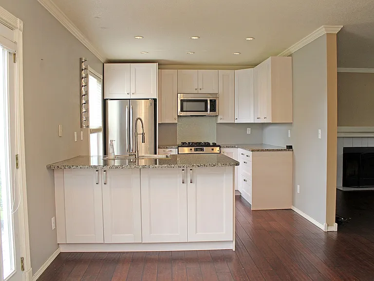 4410 SW Appletree Pl — Photo 10