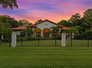 8525 Robin Hood Dr, Tampa, FL 33615