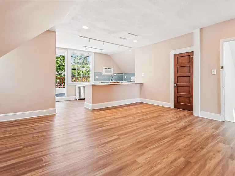 3510 Greenmount Ave #3 — Photo 5