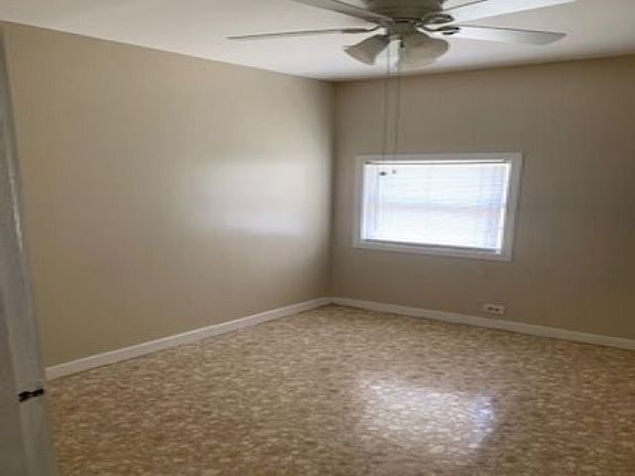 4th image of 814 San Enrique Ave
