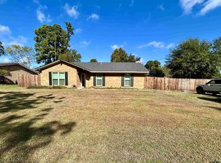 113 E Larkspur St, White Oak, TX 75693