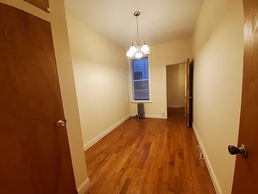 Rented by Nooklyn NYC LLC | media 17