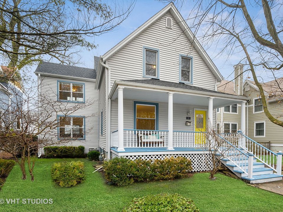 1st image of 221 Catalpa Pl