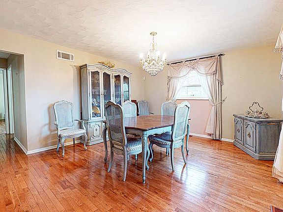 formal dining room