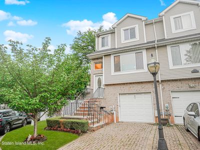 182 Pembrook Loop, Staten Island, NY, 10309