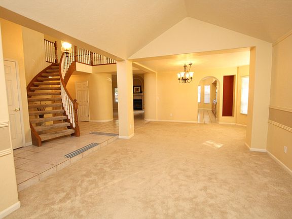 4th image of 10968 N Black Canyon Ct