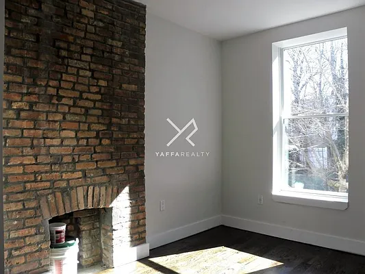 Rented by Yaffa Realty LLC | media 28