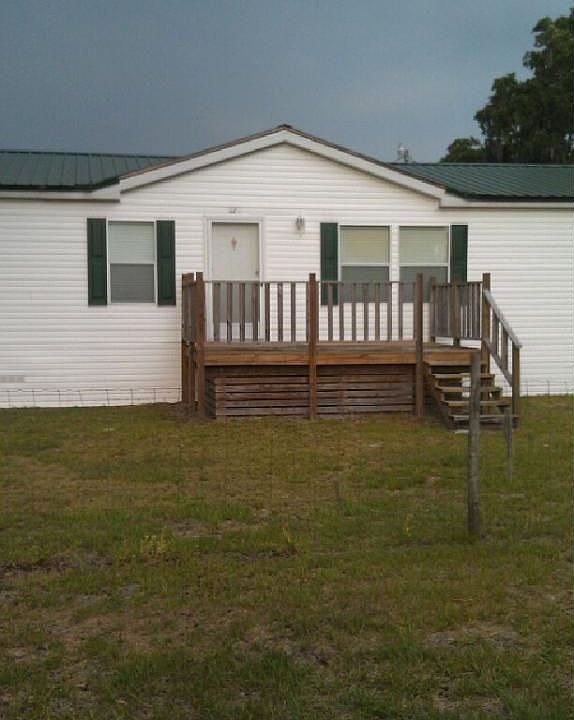 2nd image of 2701 SE Giles Martin Ave