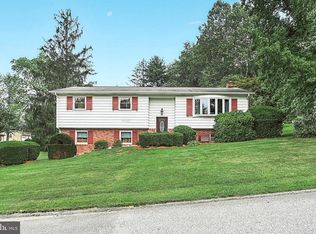 430 Rushmore Dr, York, PA 17402