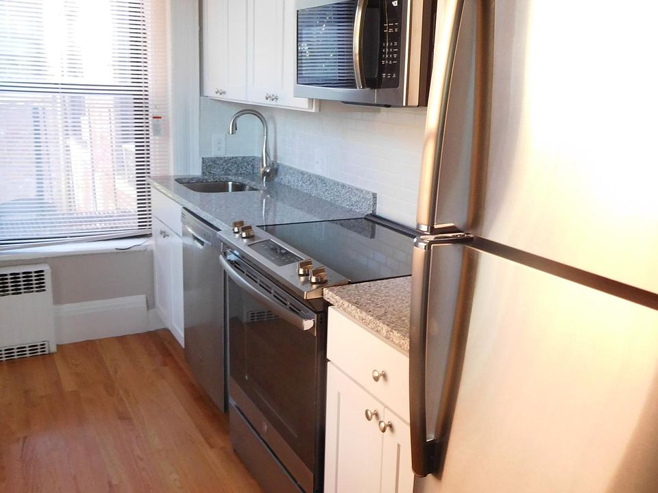 1st image of 1453 Beacon St #1-52
