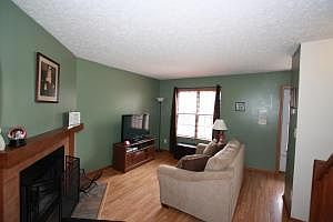 3rd image of 1588 Park Place Dr