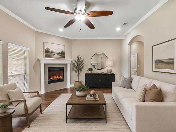 3rd image of 800 Acadia Ct