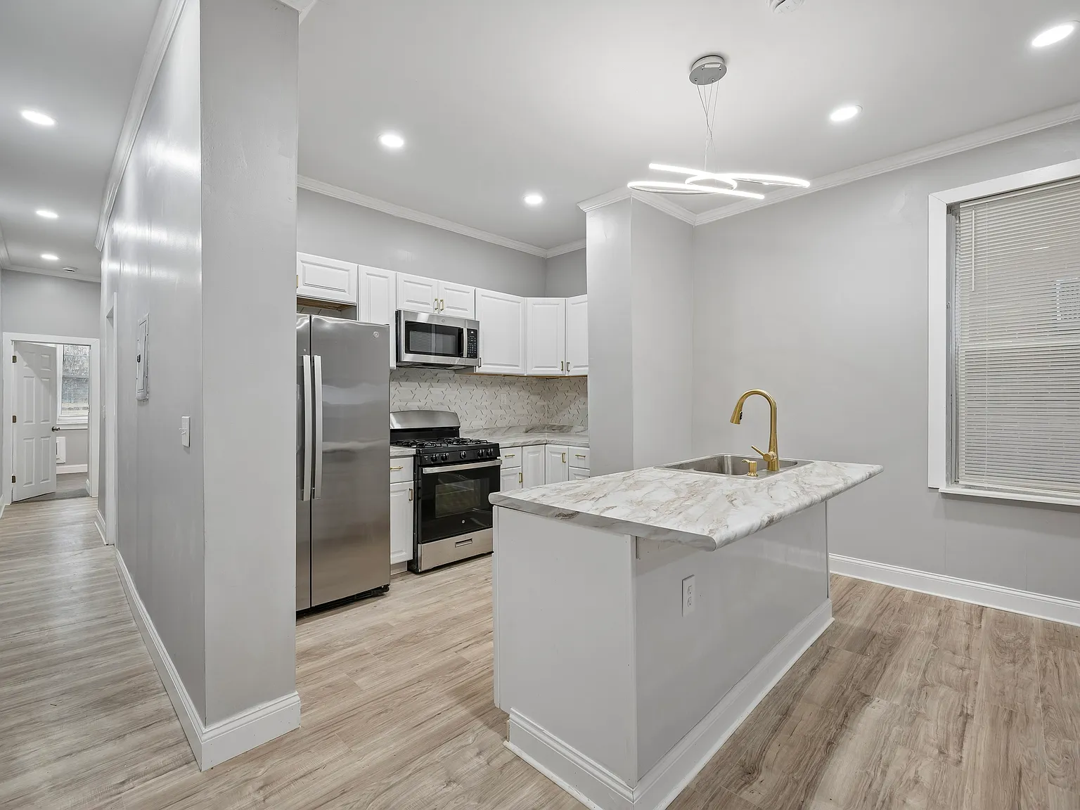 2 bed, 1150 sqft, $1,795 — Photo 4