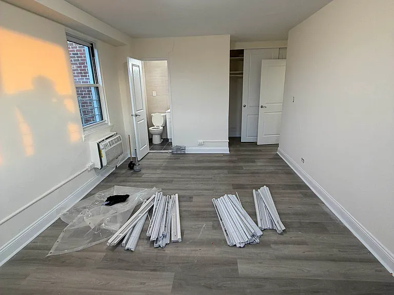 16420 Highland Ave #9M — Photo 11