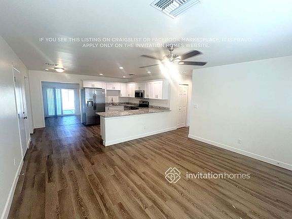 4th image of 17226 N 32nd Pl