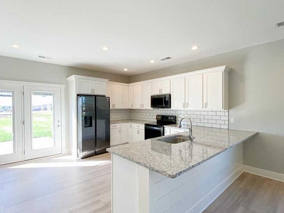 5th image of 309 Binnacle Ct