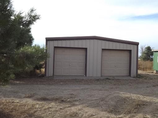 4th image of 99 Tammy Ln