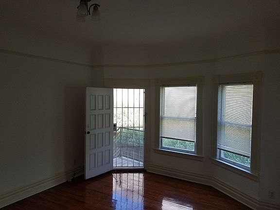 2nd image of 448 1/4 N Lake St