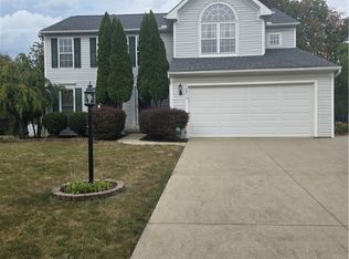 10016 Brushwood Dr, Streetsboro, OH 44241